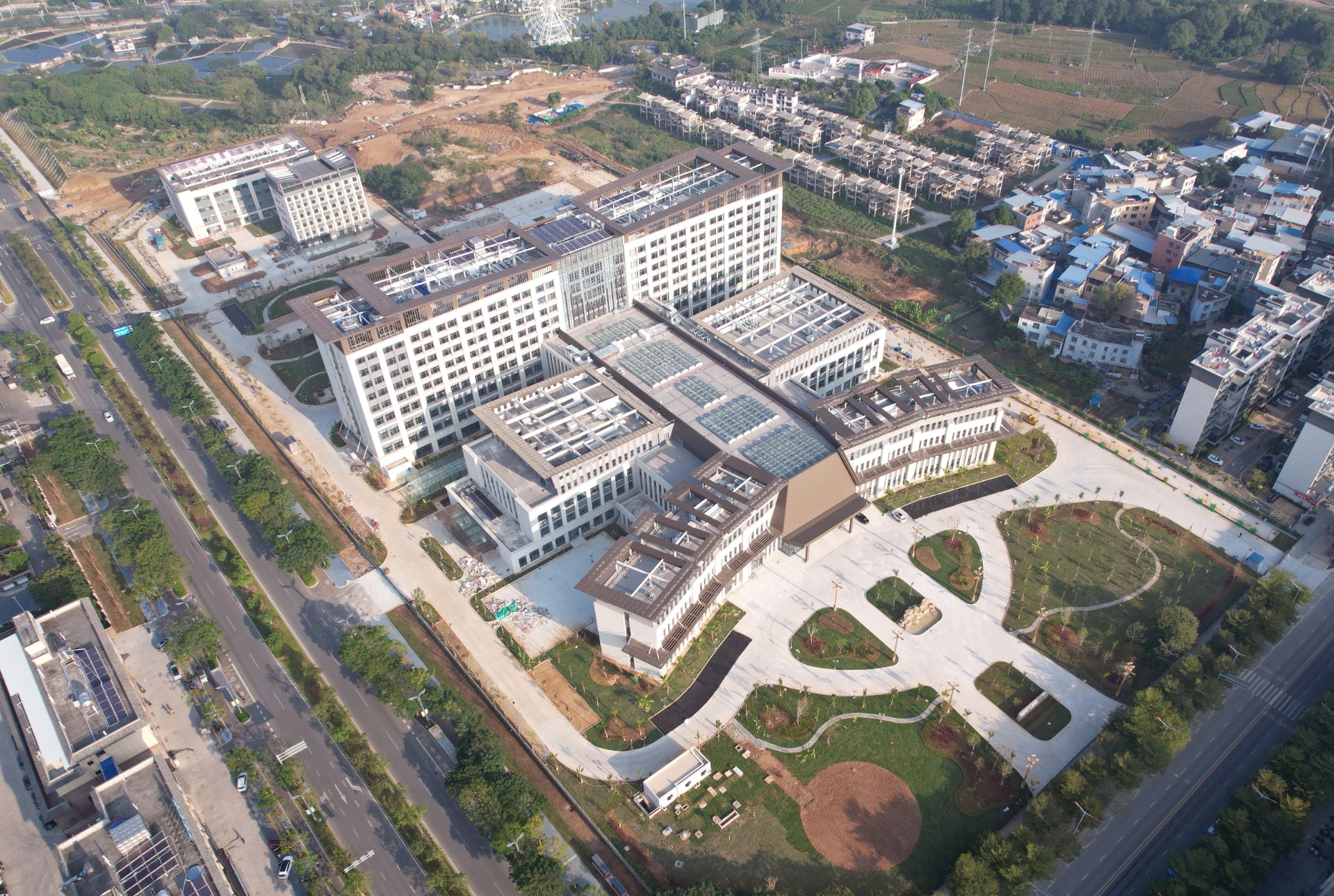 元江縣人民醫(yī)院遷建項(xiàng)目通過(guò)竣工驗(yàn)收