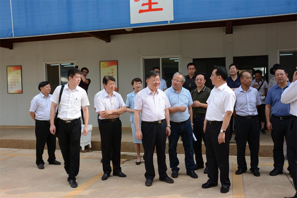 全國人大常委會副委員長、農(nóng)工黨中央主席陳竺 到阜外醫(yī)院考察指導(dǎo)工作