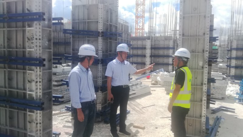 彭云調(diào)研指導(dǎo)玉溪 錦府青云項目