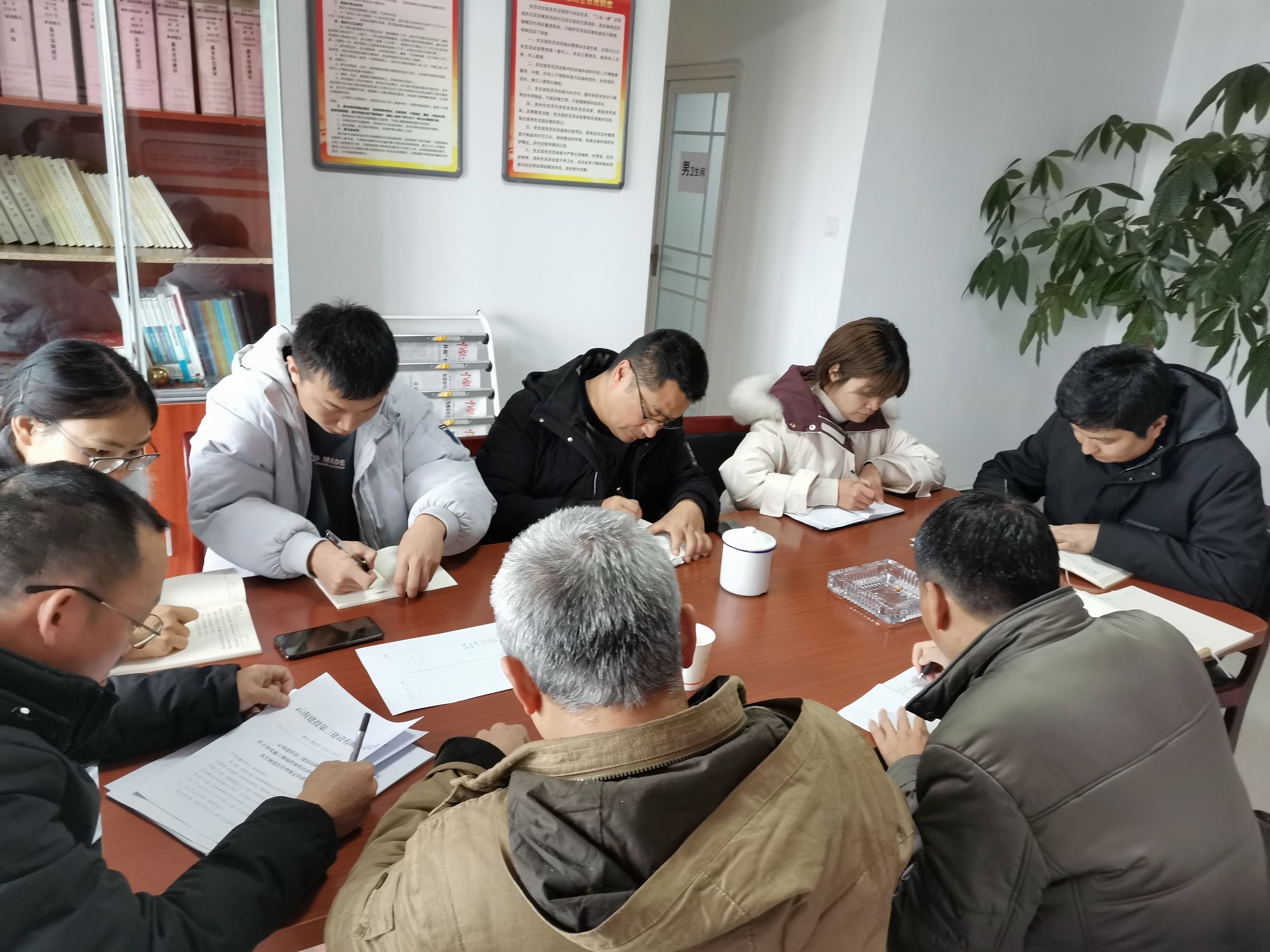 路橋一部組織學(xué)習(xí)公司安全生產(chǎn)管理四個管理制度