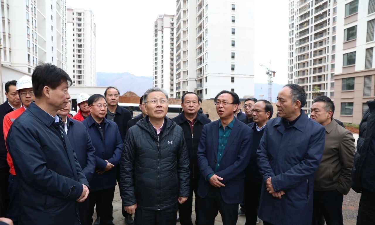 再?gòu)?qiáng)調(diào)、再部署、再落實(shí)！  全力做好巧家七里移民安置點(diǎn)收尾工作