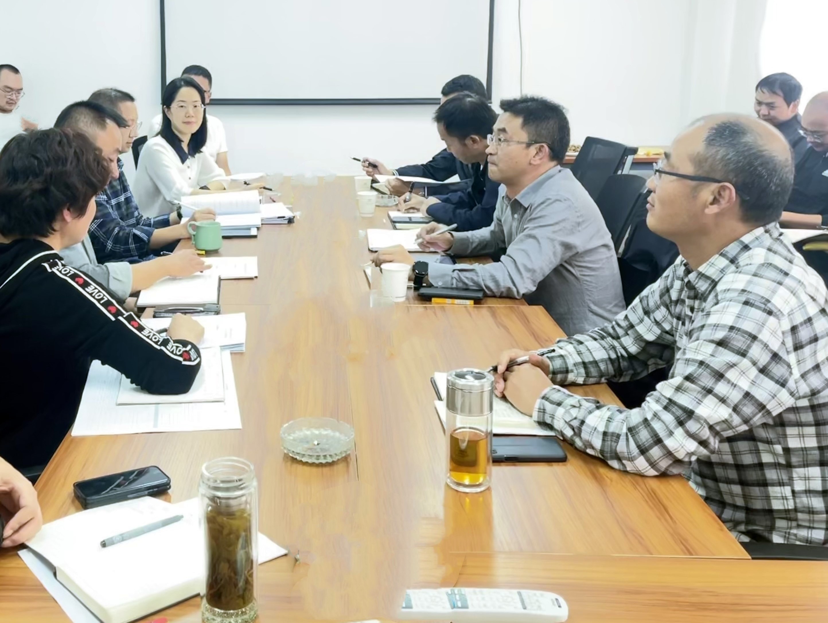 【基層動態(tài)】公司領導到設計院交流指導