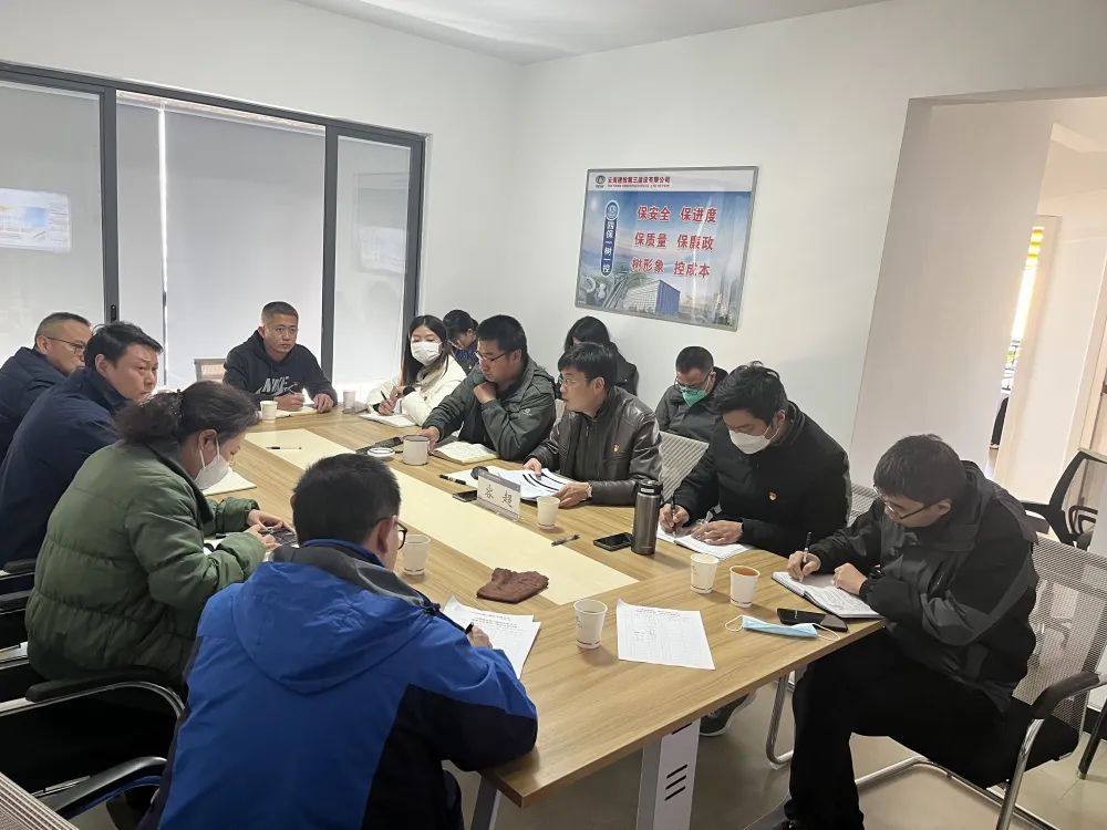 容超到分管單位調(diào)研指導并開展黨的二十大專題宣講