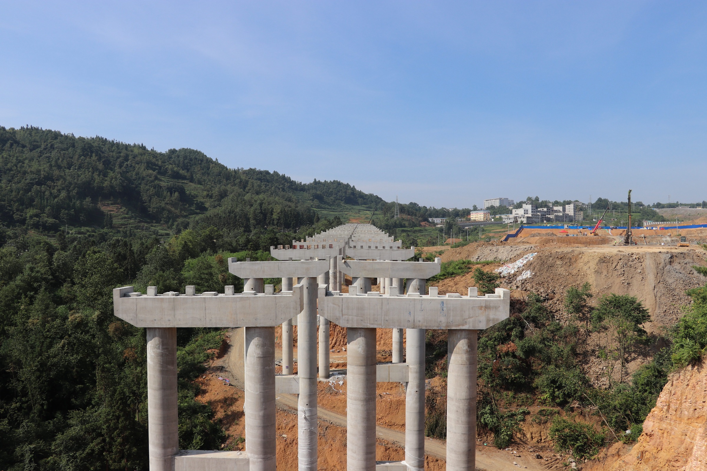 10萬(wàn)元獎(jiǎng)勵(lì)！鎮(zhèn)果公路土建二分部摘得“平安工地”考核桂冠
