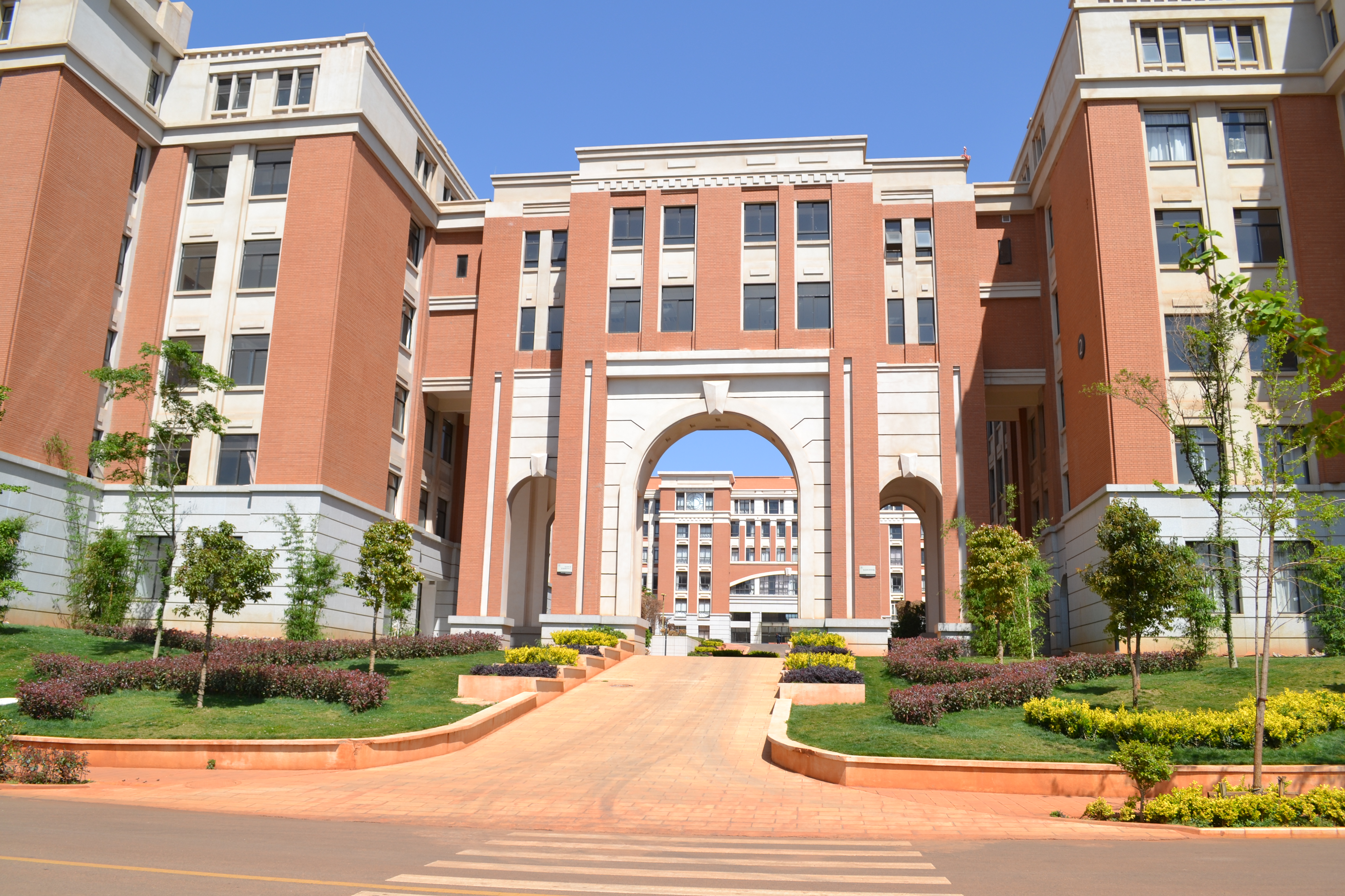 云南大學(xué)